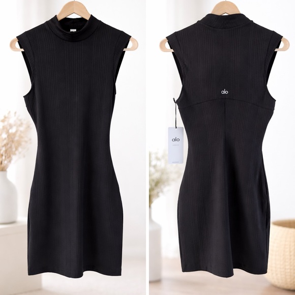 ALO Yoga Run It Back Dress - Picture 3 of 6